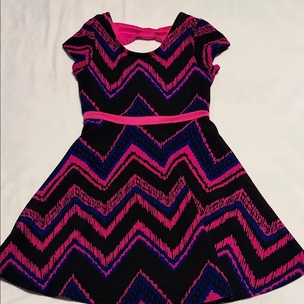 Lilt Chevron Kids Dress in Black and Pink